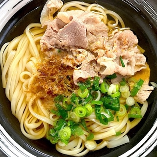 富山県☆氷見うどんの豚肉かけうどん☆温かいうどん